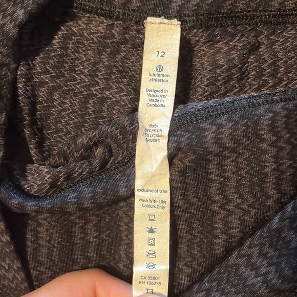 Lululemon leggings - Picture 2 of 3